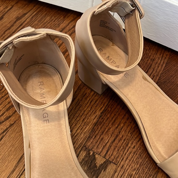 Rampage Tan Heels - Picture 3 of 11